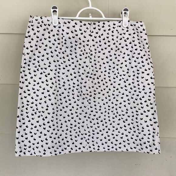 Jules and Leopoldo swan print skirt size 10.  0300 - Picture 2 of 7